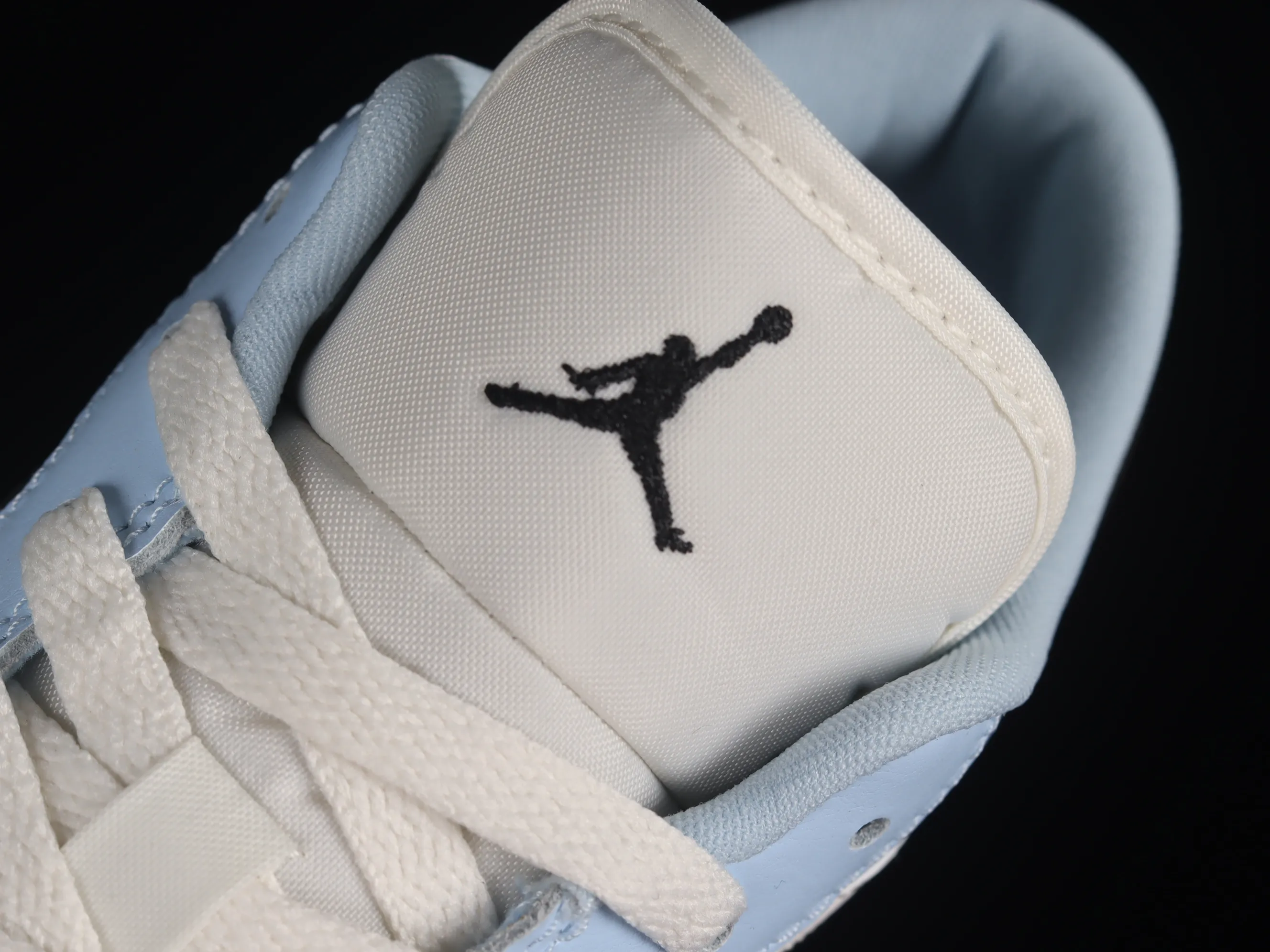 All categories Air Jordan Jordan series basketball shoes Air Jordan 1 Low G version pure original Air Jordan 1 Low "Lce Blue" AJ1 Joe 1 white blue low-top basketball shoes 554723-401
